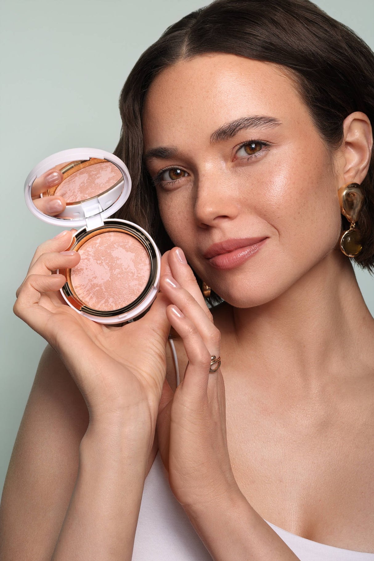 Bloomlight Baked Illuminating Powder product