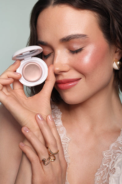 Bloomlight Freeze-Dried Highlighter product