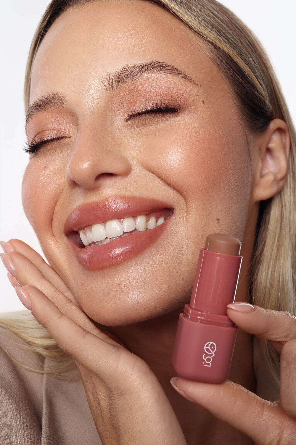 Bronzer Stick — jak używać