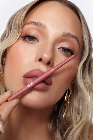 Non-transfer Gel Lipliner